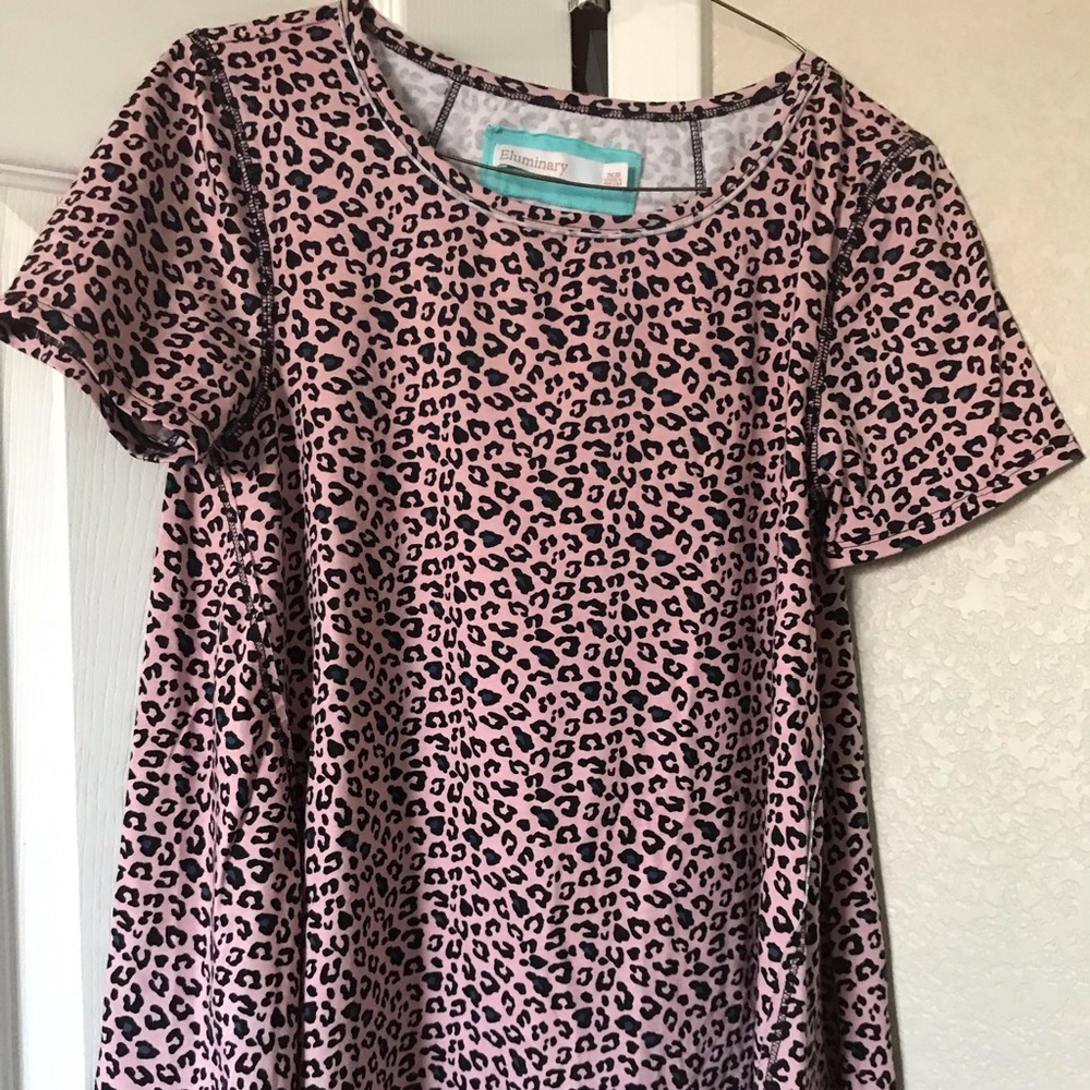 Pink cheetah size Xs nwot extra small